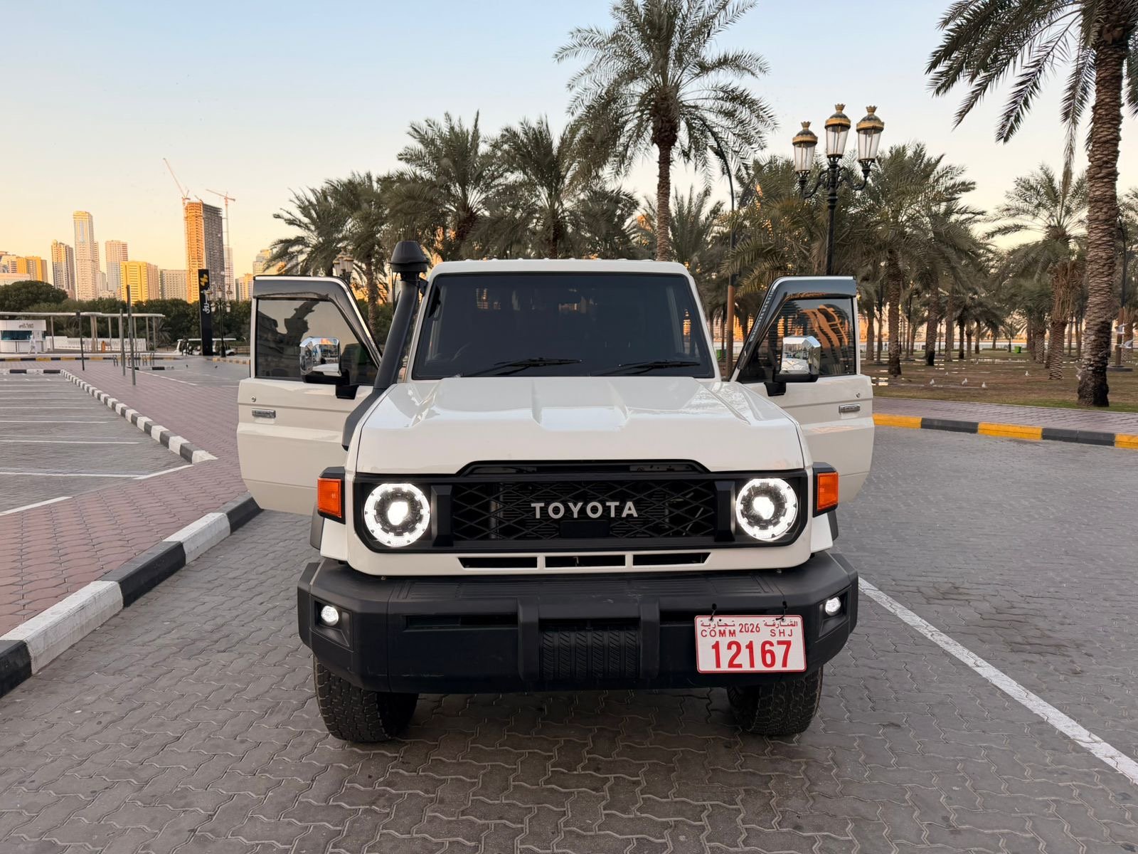 Toyota Land Cruiser 76 2016 Single Cabin image